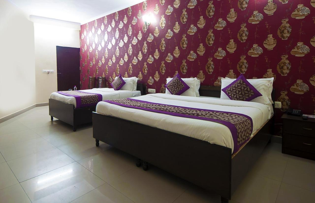 Hotel O Mahipalpur Inn Нью-Дели Экстерьер фото